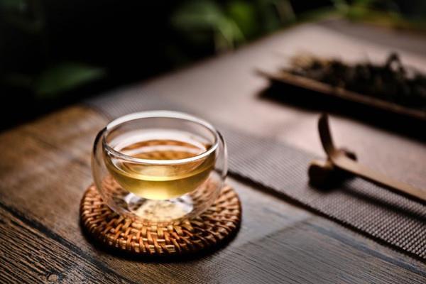 乌龙茶适合什么人群喝 乌龙茶不适宜人群 乌龙茶适合什么人群喝 乌龙茶不适宜人群