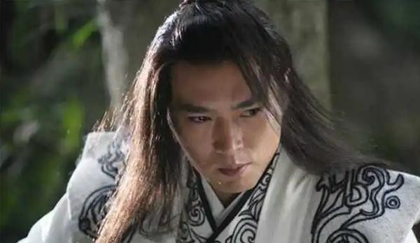 中国明星人气排行榜(2025上半年演员热度前十)