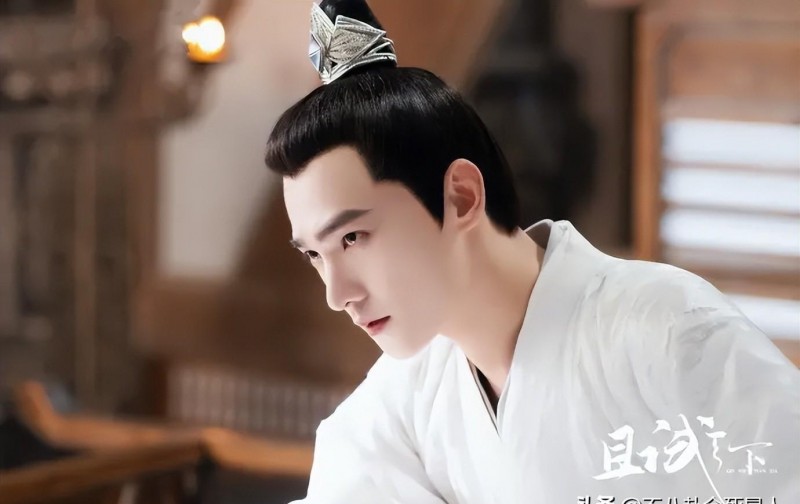 中国明星人气排行榜(2025上半年演员热度前十)