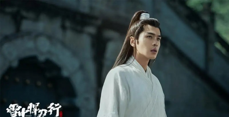 中国明星人气排行榜(2025上半年演员热度前十)