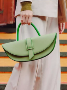 ​ck是什么牌子(ck是什么牌子,属于什么档次)