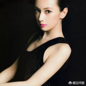 ​哈哈笑餐厅演员表(哈哈笑餐厅 女服务员)