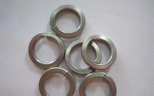 弹簧垫圈的作用,弹簧垫圈在机械设计制作中起到了一个什么样的作用图5