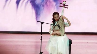 ​后悔让女儿学琵琶 学琵琶的坏处 孩子太辛苦