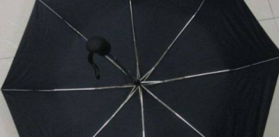 ​黑胶伞和普通伞的区别,黑胶伞和普通伞哪个容易漏水呢