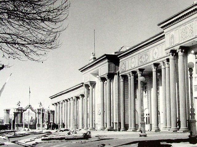 伊朗的首都在哪里（伊朗首都-德黑兰）(2)