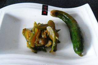 酱瓜原料是什么瓜,北京酱瓜的腌制方法视频图12