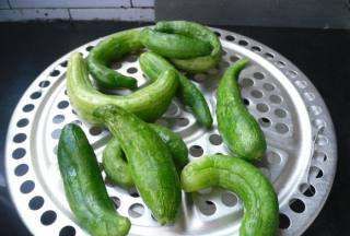 酱瓜原料是什么瓜,北京酱瓜的腌制方法视频图6