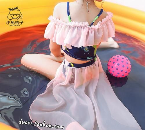 比基尼是什么衣服：内衣与比基尼泳衣的传统区别是什么