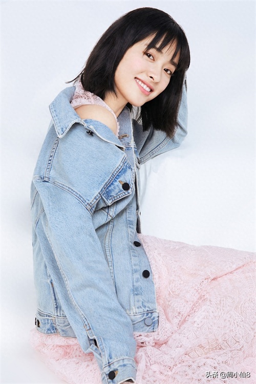 沈月，娱乐圈偶像演员，被誉为“漫画女孩”