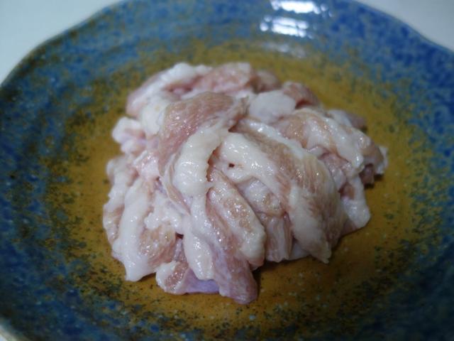 猪颈肉做法家常做法（做法简单的辣炖猪颈肉）(4)