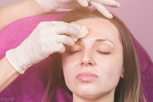 脸上有红血丝用什么最好（脸上有红血丝保养必看）(3)