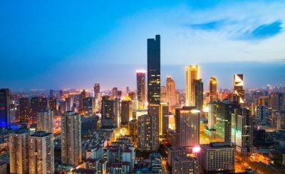 ​揭秘深圳“鬼市”，凌晨3点开市天亮消失，为何当地人都爱去？