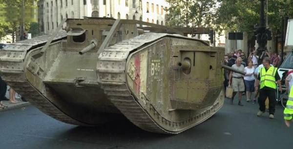 坦克是哪国发明的,世界上第一个制造坦克的是哪个国家图4