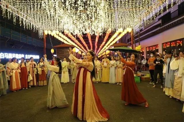 春节旅游必去的地方有哪些（这份游玩攻略请收下）(15)