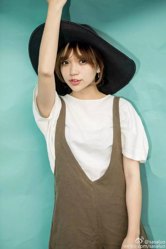 以前很火的重庆网红情侣（重庆的那些网红们）(22)