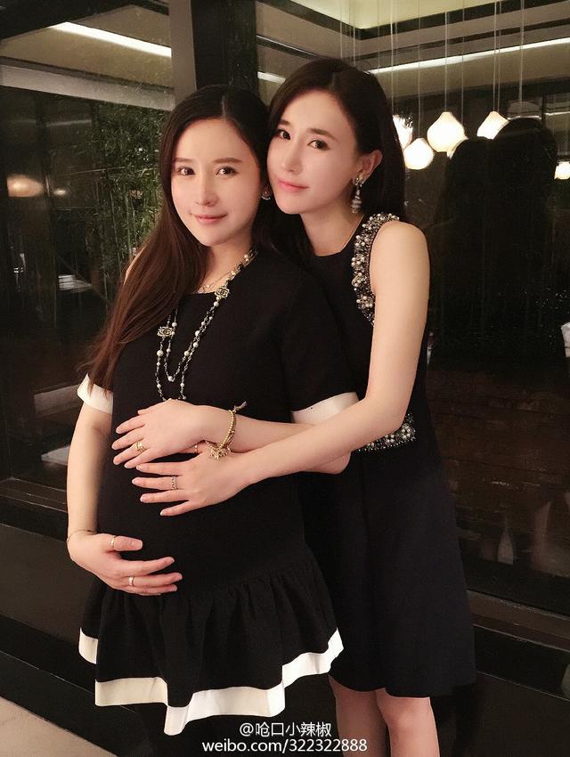 以前很火的重庆网红情侣（重庆的那些网红们）(14)