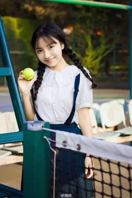 以前很火的重庆网红情侣（重庆的那些网红们）(60)