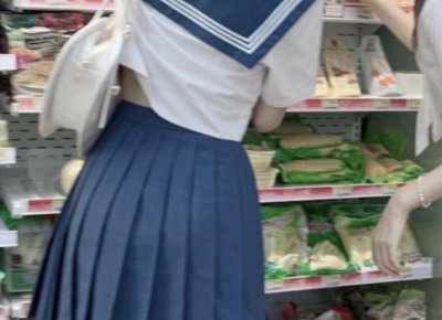 ​为什么第一次性爱时需要抬腿 为什么在第一次性行为时要抬起腿