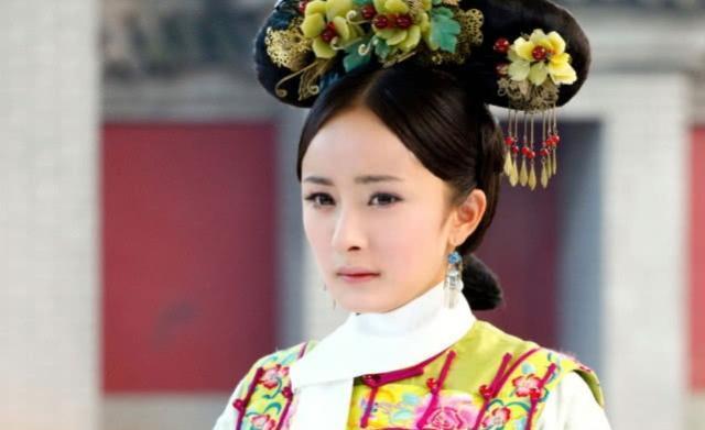 袁姗姗杨幂同为《宫》的女主，人气差之千里，她俩的老师道出缘由