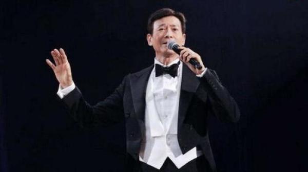 72岁郑少秋近照曝光,72岁却像42岁,风采依旧不减当年!