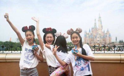 ​小S一家三个女儿图片曝光，小S哪个女儿最好看颜值逆袭长成高级脸