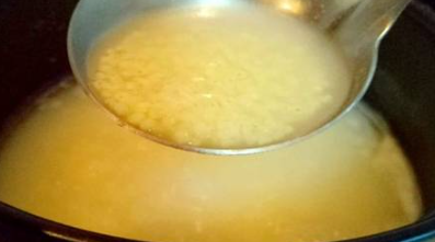 煮小米粥需要提前泡吗,小米需要提前浸泡 煮小米粥是否需要提前浸泡图5