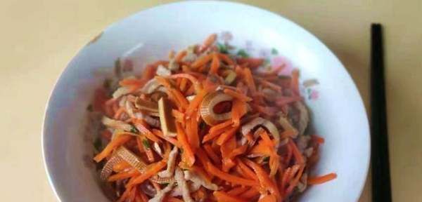 红萝卜炒豆腐干怎么做好吃,胡萝卜和豆腐干怎么做好吃图3