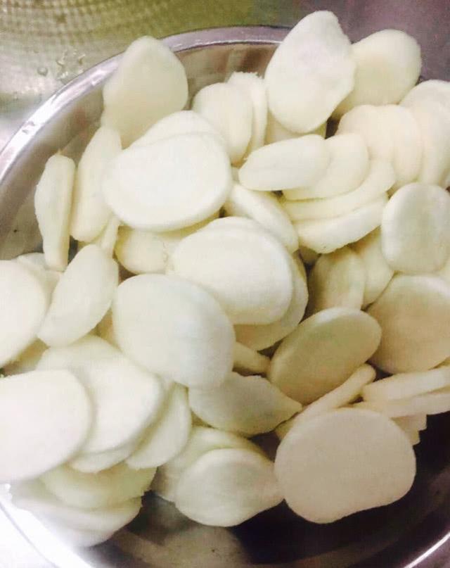 家常梭子蟹炒年糕的做法(微距离魔幻厨房)(14)