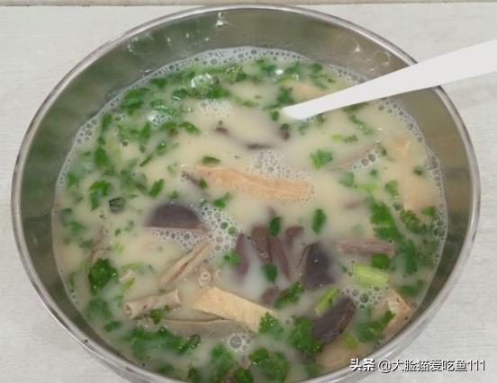 镇江特色美食排行榜（带你一一盘点镇江那些独具特色的美食）(16)