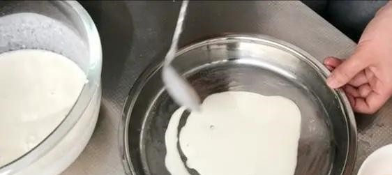 怎么在家做凉皮,夏天吃的凉皮是什么材料制作的图13