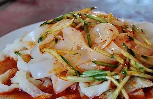 怎么在家做凉皮,夏天吃的凉皮是什么材料制作的图20