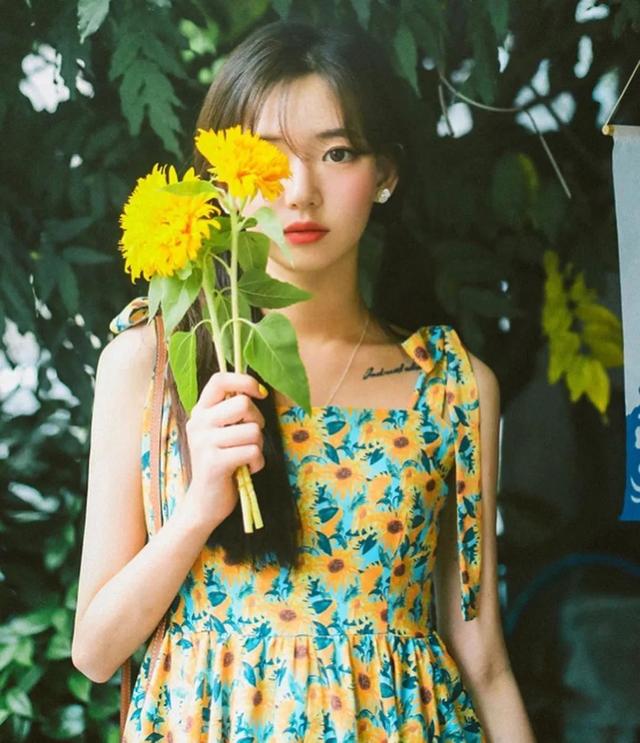 秋冬美裙这样穿才够调性(48条春夏仙女裙显瘦又时髦)(2)