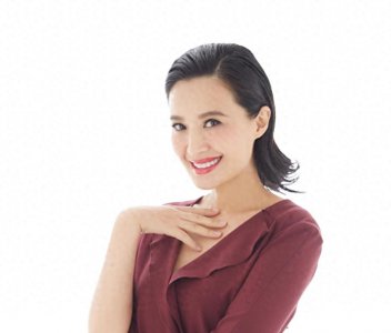 ​李煜：是主持人、歌手、演员，被男友吃了5年软饭，现在苦尽甘来