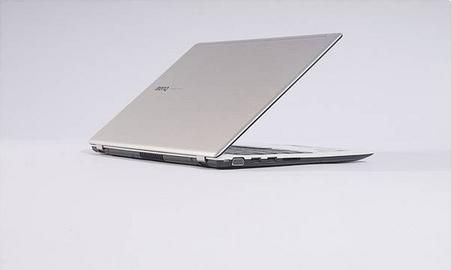 超极本和笔记本的区别:厚度与重量的差别在哪