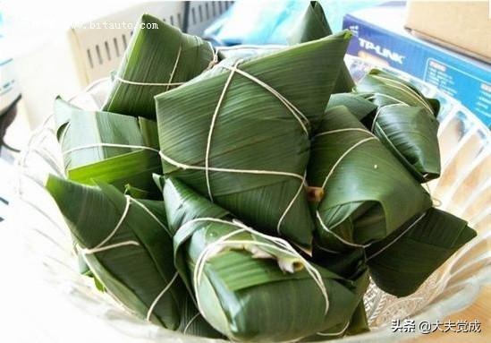 端午节吃粽子的来历简略（端午节由来与传说）(4)