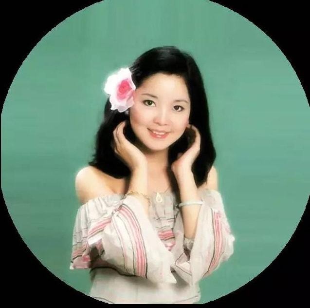 低绮户的绮是读qi还是yi(苏轼本人读yi音？)