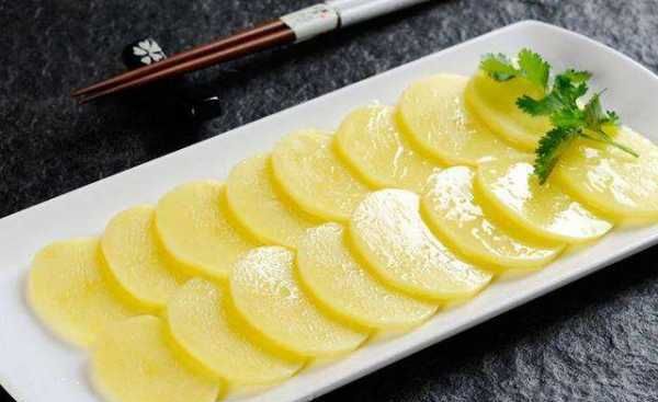 吃火锅配什么菜,吃火锅不可缺少的荤素菜有哪些?图13