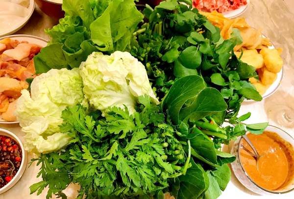 吃火锅配什么菜,吃火锅不可缺少的荤素菜有哪些?图6