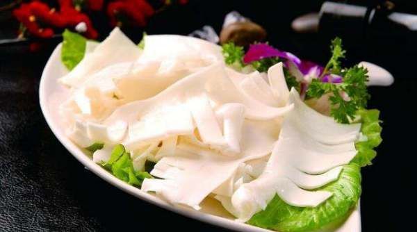 吃火锅配什么菜,吃火锅不可缺少的荤素菜有哪些?图9