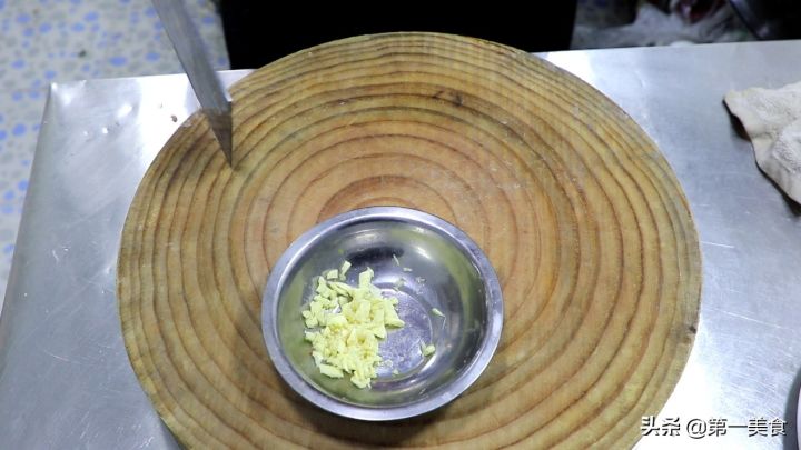 蚂蚁上树是什么菜（蚂蚁上树的正确详细做法）