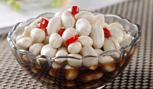 黑豆花生泡醋的做法