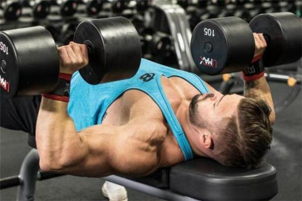 力量训练和有氧训练区别 力量训练和有氧训练哪个减肥好 力量训练和有氧训练区别 力量训练和有氧训练哪个减肥好