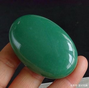 ​玉石的鉴别方法(玻璃与玉石的鉴别方法)