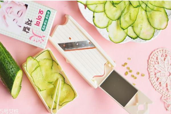 黄瓜敷脸切片多厚度 黄瓜片敷脸的5大好处