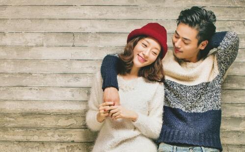 挽回女友错误的行为有哪些 挽回女友要注意什么