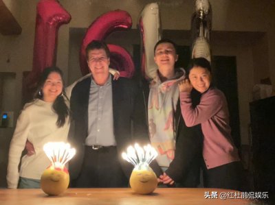 ​前央视主持人姜丰，混血龙凤胎儿女已经十六岁，长相随父母各一个