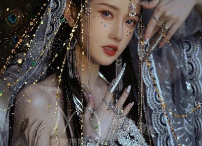 ​塞巴斯di安斯坦（塞巴斯di安新片上演街头热吻）