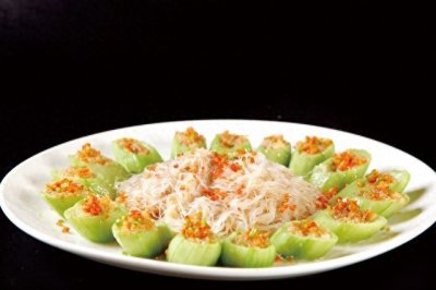 ​蒜蓉蒸丝瓜：清新美味的夏日佳肴