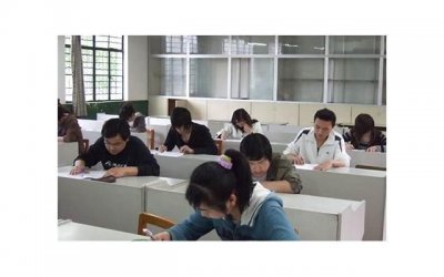 ​肖战上的大学，肖战的母校重庆工商大学是一本